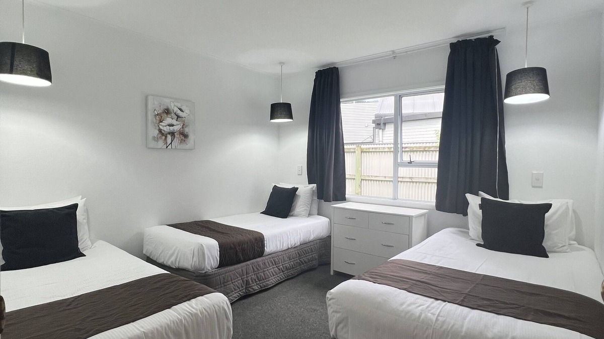 Lower Hutt Hotel | Green Gables Motel