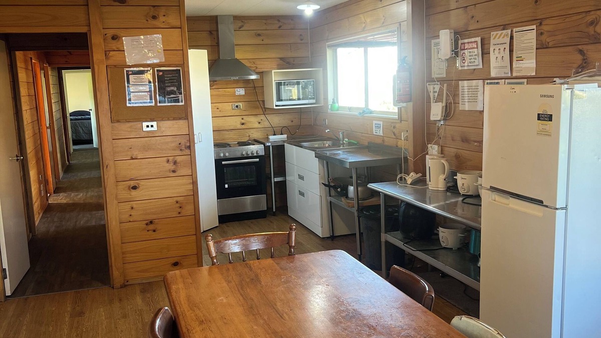 Temuka House | Green Hayes Cottage.In the country,quiet and peaceful.