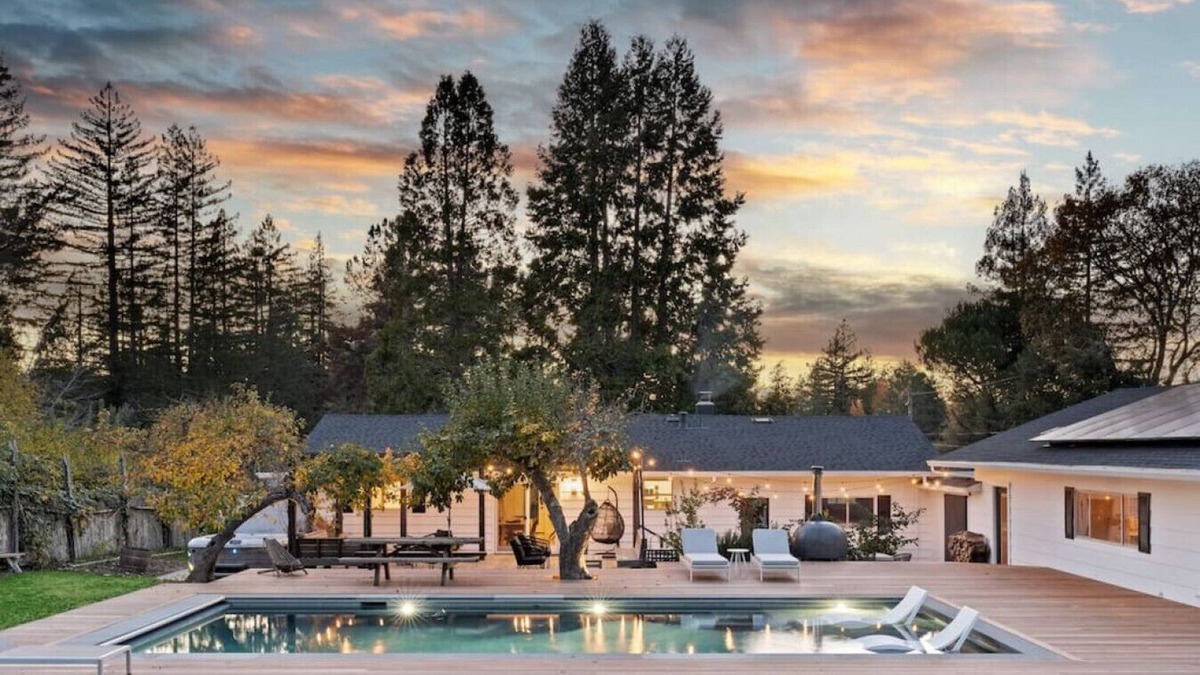 Freestone Cottage | Green Hill Retreat w/Pool, Hot Tub, Orchard & BBQ