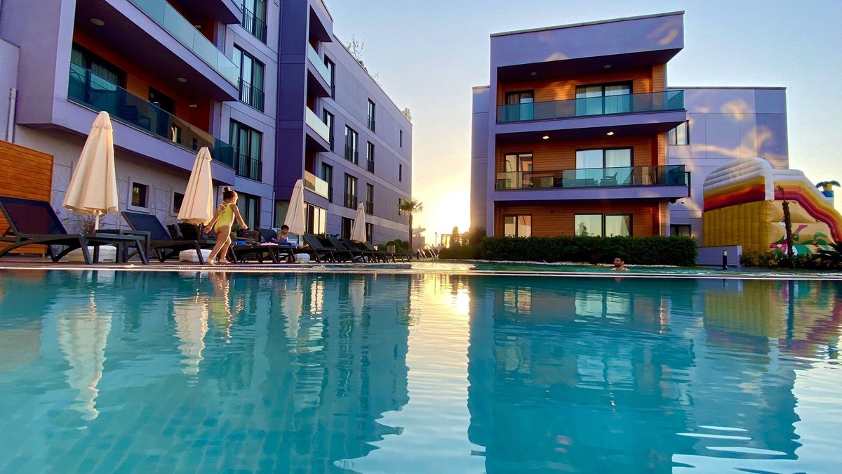 Cinarcik Hotel | Green Hills Suites