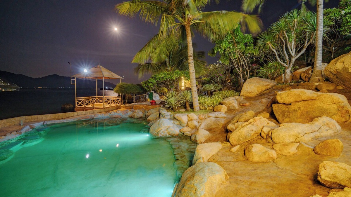 Nha Trang Resort | Green Oasis Nha Trang Resort