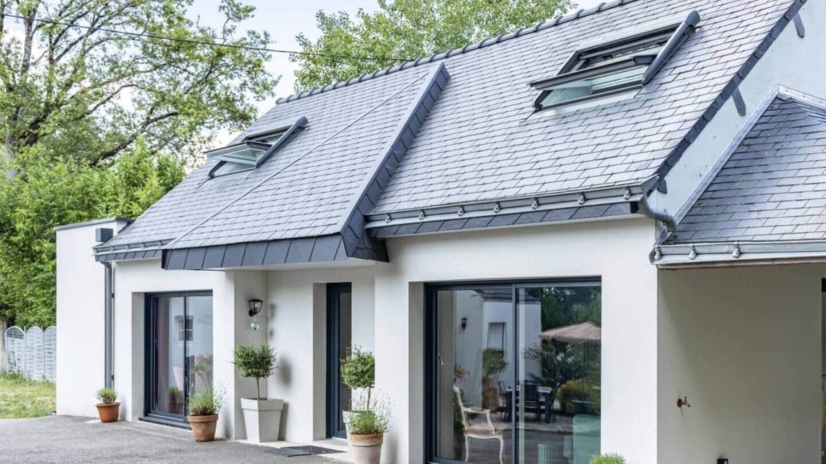 Treillieres House | Green property for business and family
