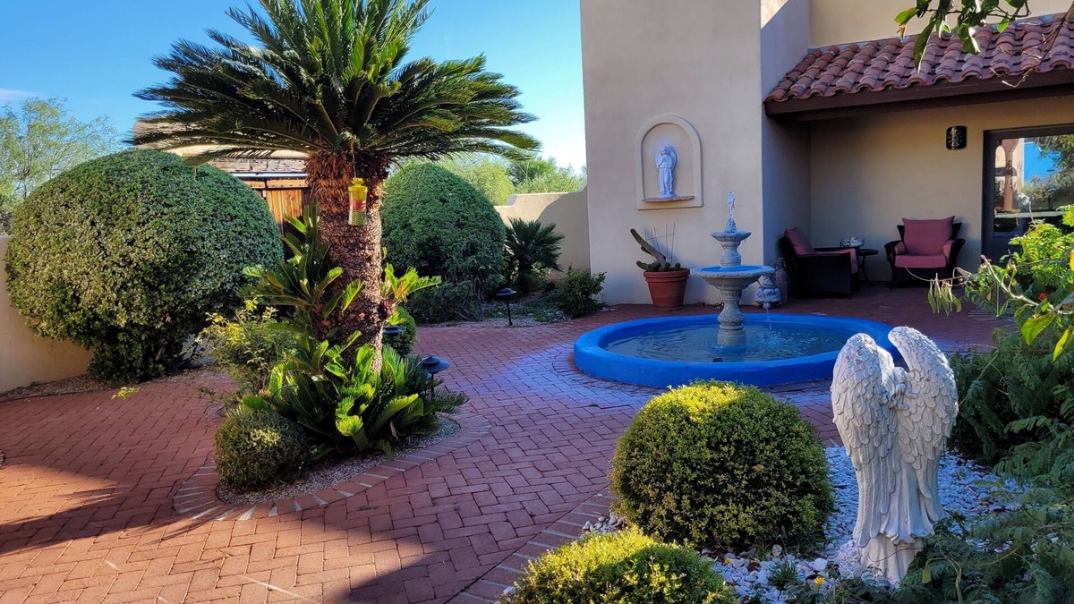 Montana Vista House | Green Valley, Gorgeous Mtn Views, Private pool