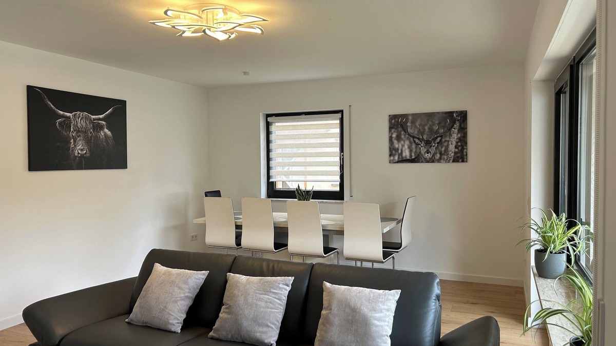 Biewer Apartment | Green View Apartment in fantastic Trier - 2 bed rooms with 3 beds. + WiFi