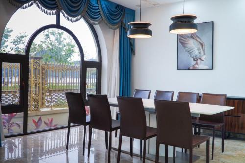 Cam Pha Villa | Green Villa BT09