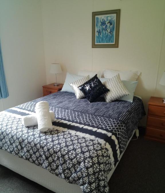 Strahan House | GreenGate Cottages