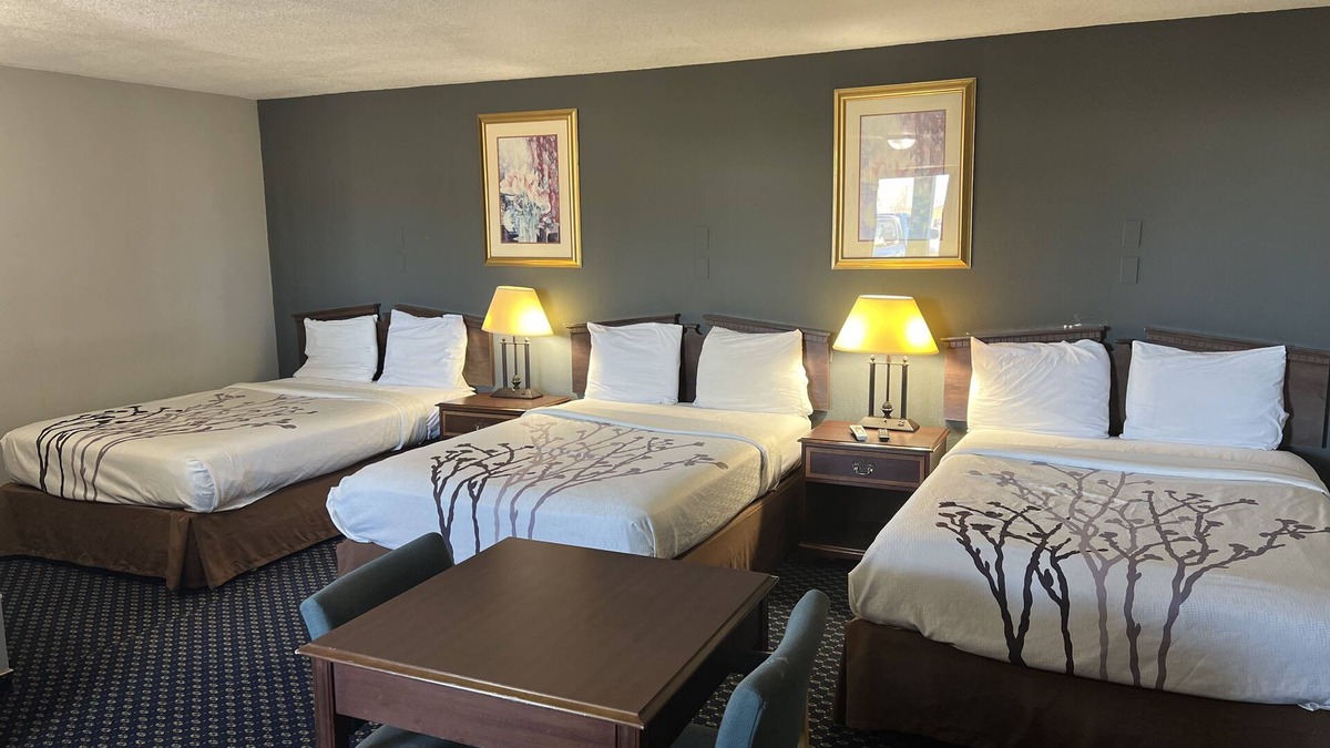 Greensburg Hotel | Greensburg Inn