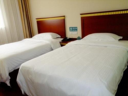 Fuyang Hotel | GreenTree Inn Anhui Fuyang Taihe South Xiyang Road Business Hotel