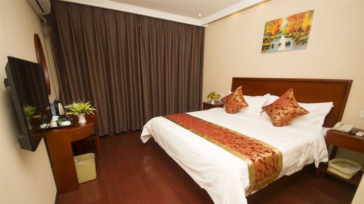 Weihai Hotel | GreenTree Inn High-tech Zone Shandong University Bathing Beach Hotel