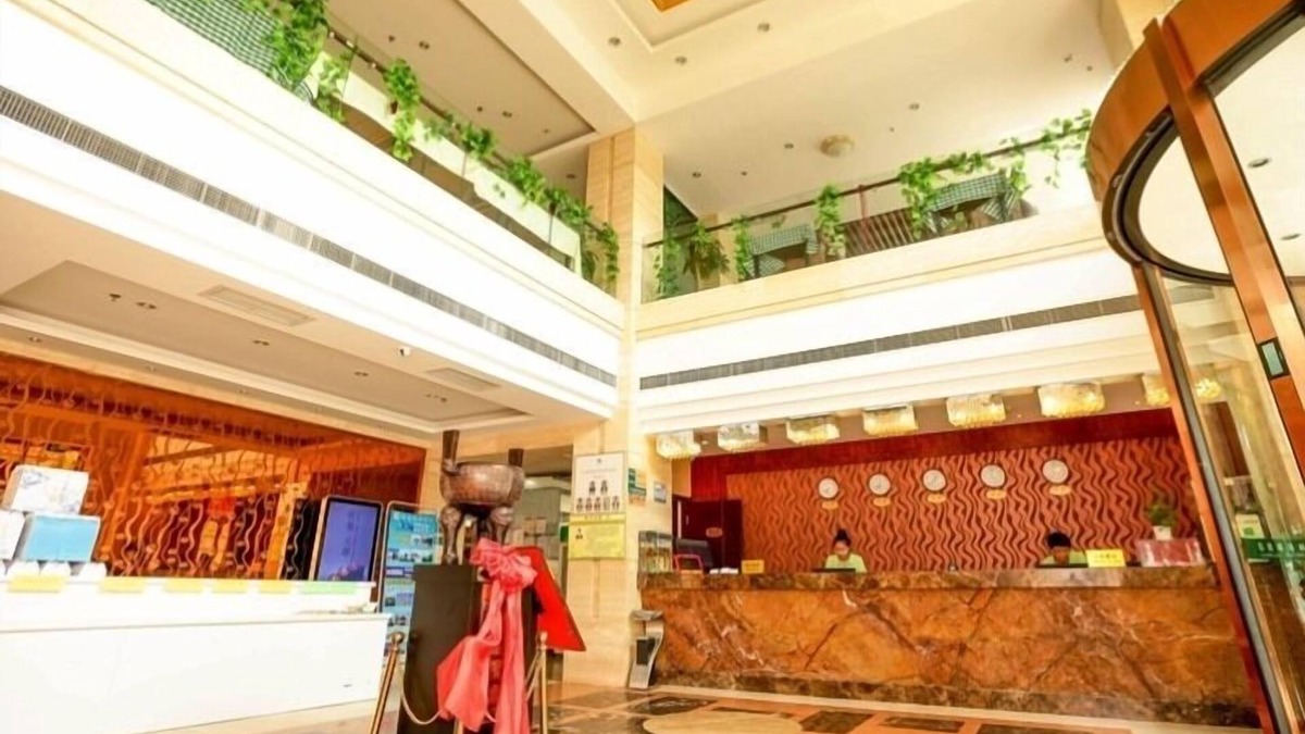 Huangdao Hotel | GreenTree Inn Qingdao Wuyishan Road JUSCO Shopping Mall Hotel