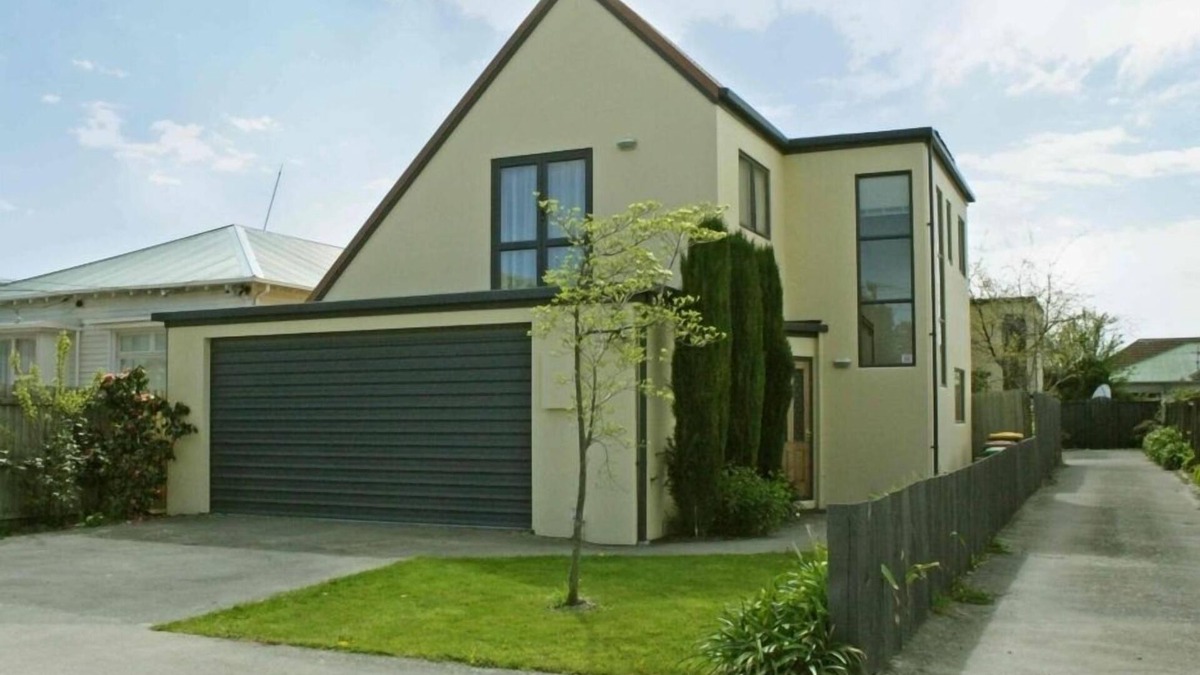 Edgeware House | Gresford Maison de Ville