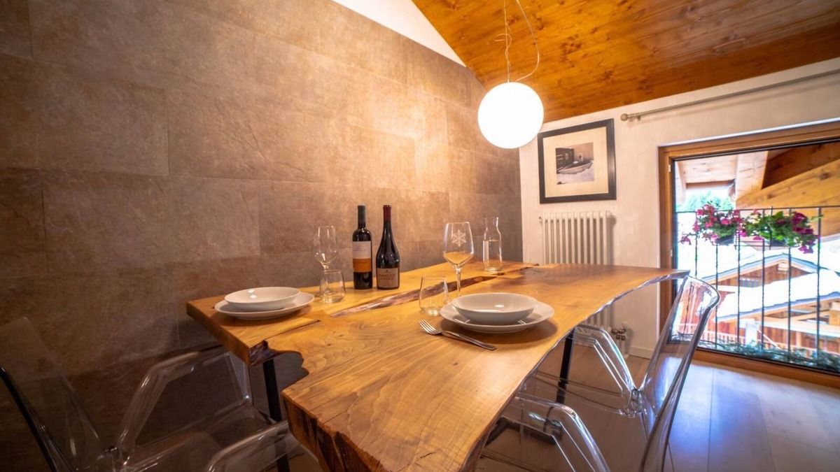 Tschaval Apartment | Gressoney La Trinitè Mono with View 2pax AMLodge