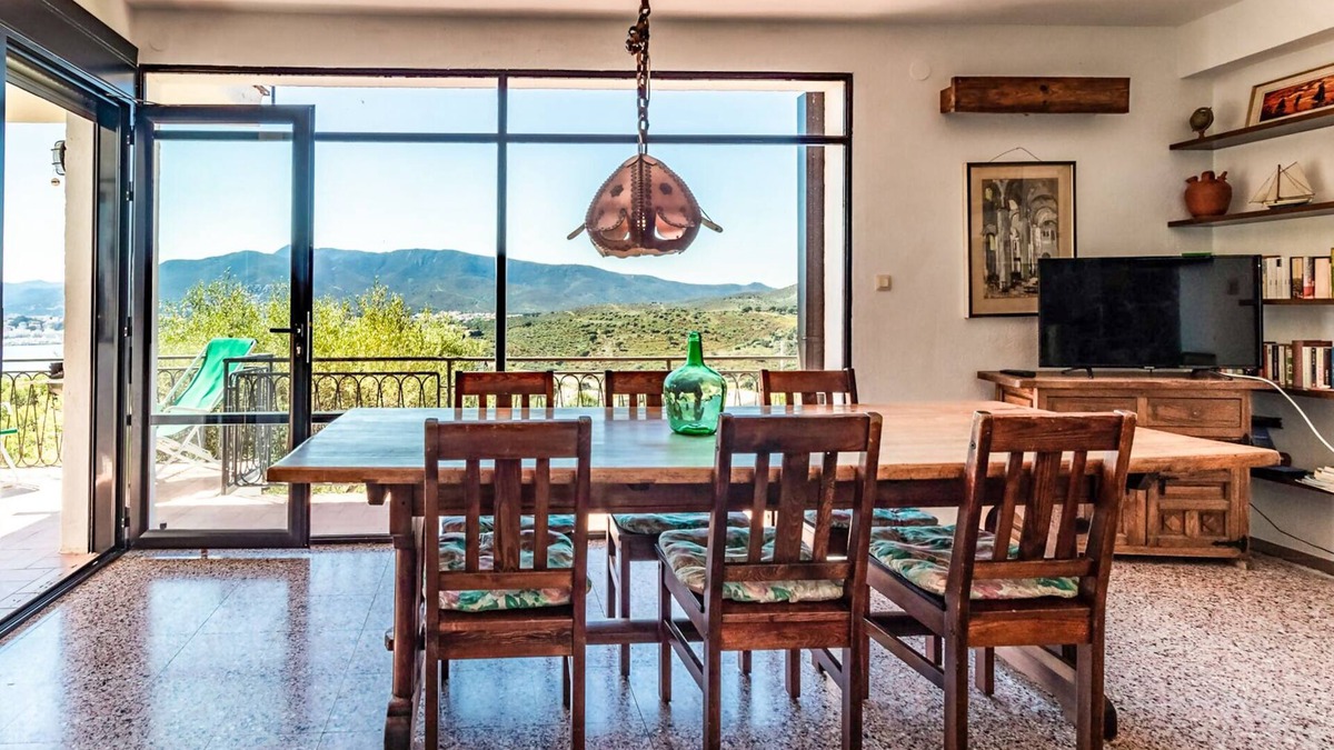 Llanca Apartment | Grifeu 07 - Apartment with sea views