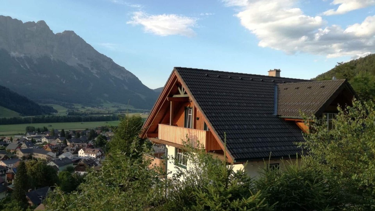 Oeblarn Apartment | Grimming Appartement " Schladming"