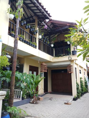 Wirobrajan House | Griya Jene Homestay Syariah