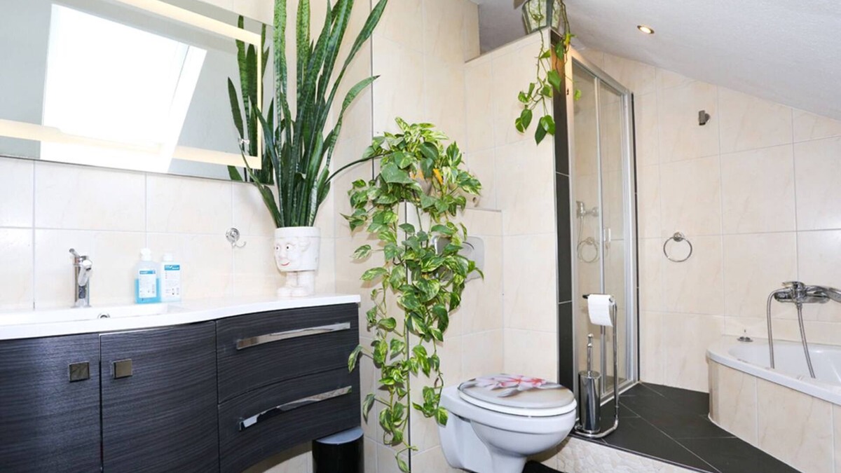 Ziesendorf Apartment | Große Ferienwohnung Mitten im Grünen