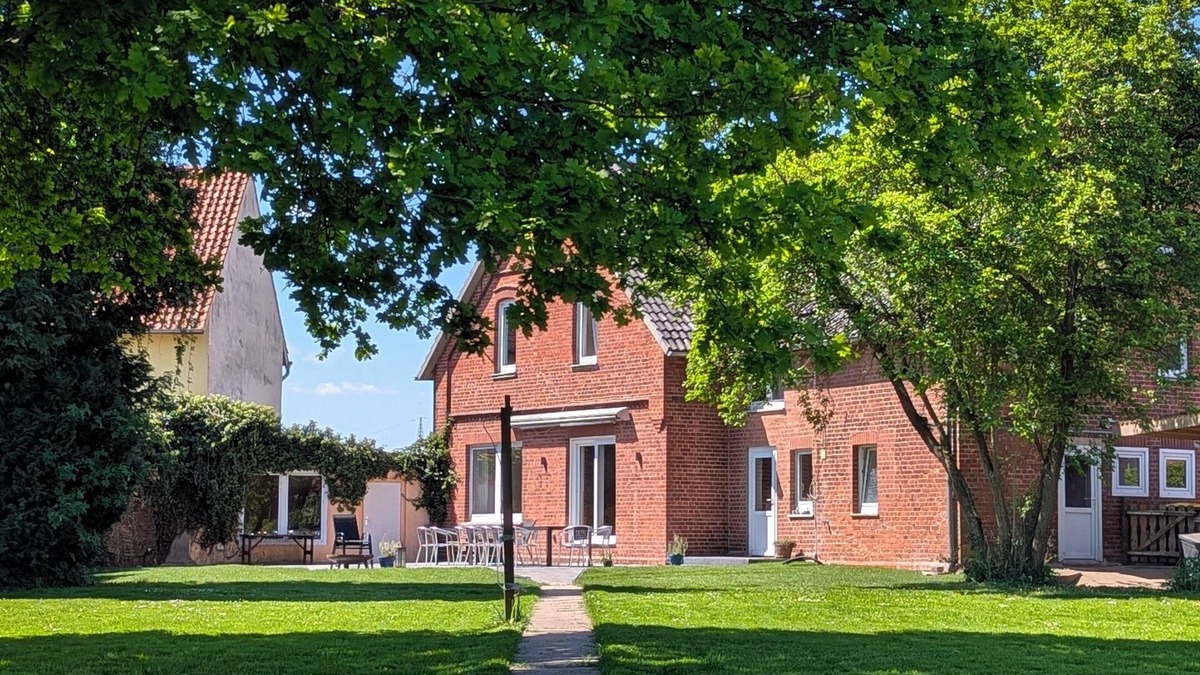 Rinteln House | Großes Haus Direkt an der Weser bei Rinteln bis 20 Personen!