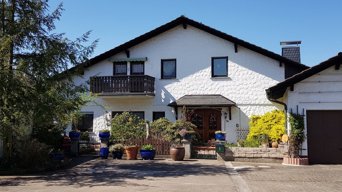 Kueps Apartment | Großzügige Ferienwohnung in der Schlössergemeinde Küps