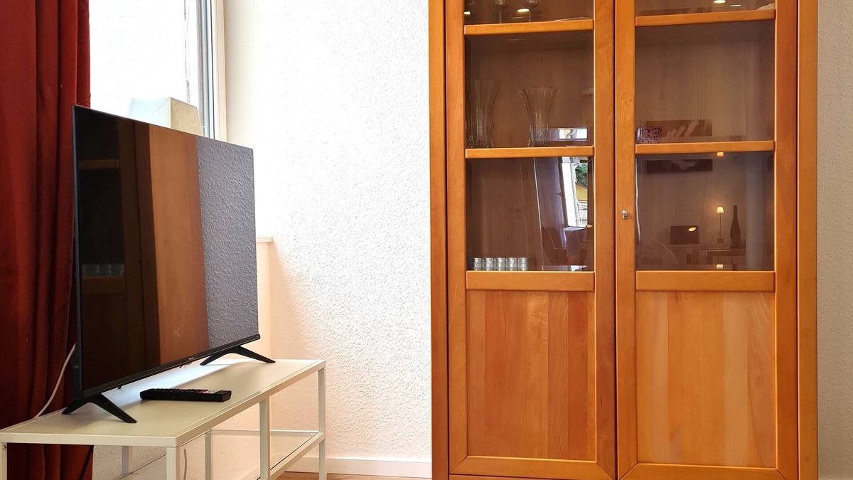 Gonsenheim House | Großzügige, Sonnige Ferienwohnung "burgunder" im Zentrum von Gonsenheim