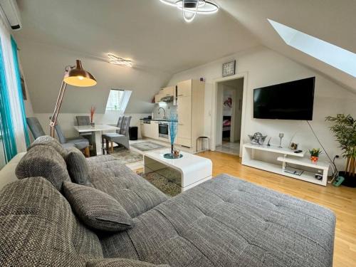 Graz-Straßgang Apartment | Großzügige Wohnung mit Parkplatz