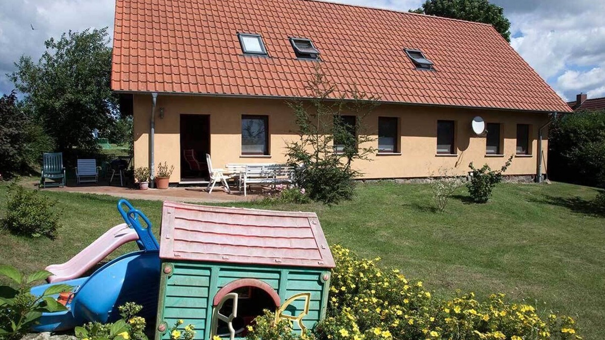 Katschow House | Großzügiges Ferienhaus mit Garten und Grillplatz für Familien-inselurlaub