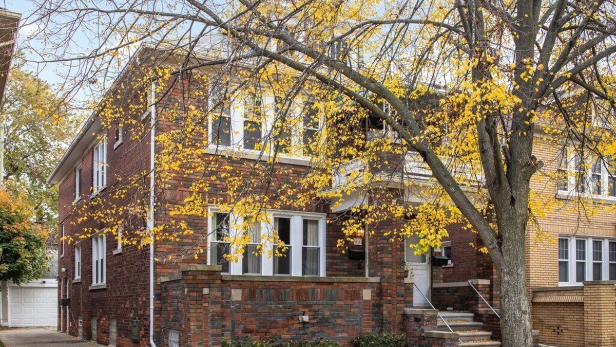 Grosse Pointe House | Grosse Pointe Park Charmer