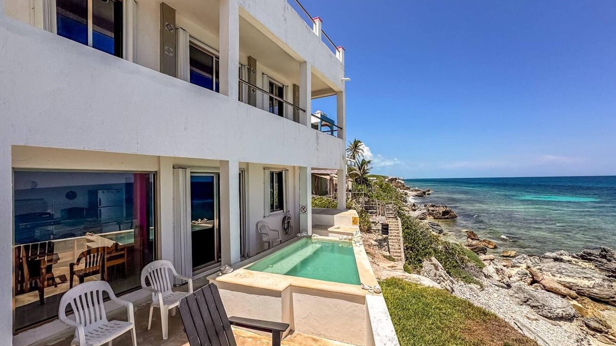 Colonia Meteorologico Condo | Ground+2nd Floor Units w/Shared Rooftop Pool