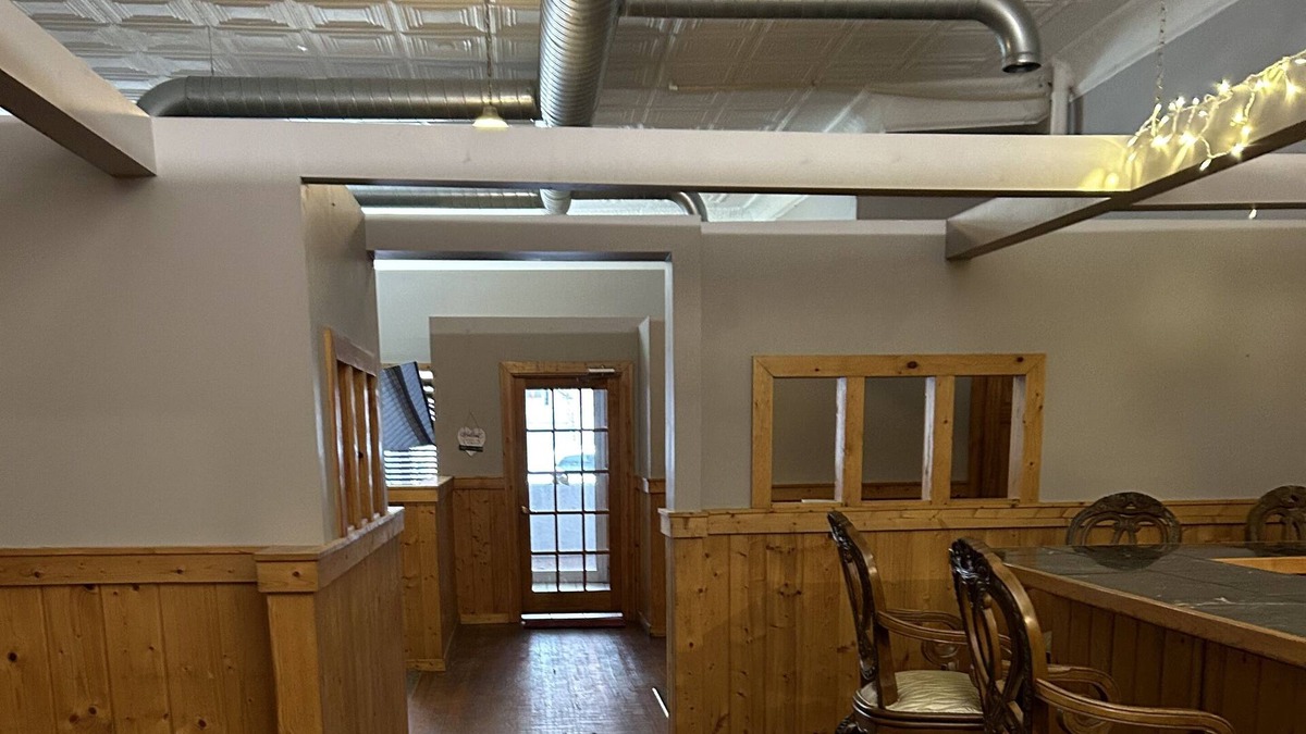 Bloomfield Apartment | Ground floor and handicap accessible on the historic courthouse square.