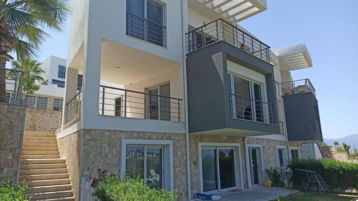 Kadıkalesi Mh. Apartment | Ground Floor Apt with Private Garden – Peaceful Stay at Lavender Residence