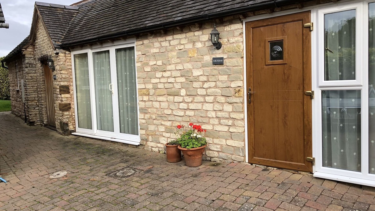 Lighthorne Cottage | Groundfloor Cottage nestled in the Warwickshire Countryside.