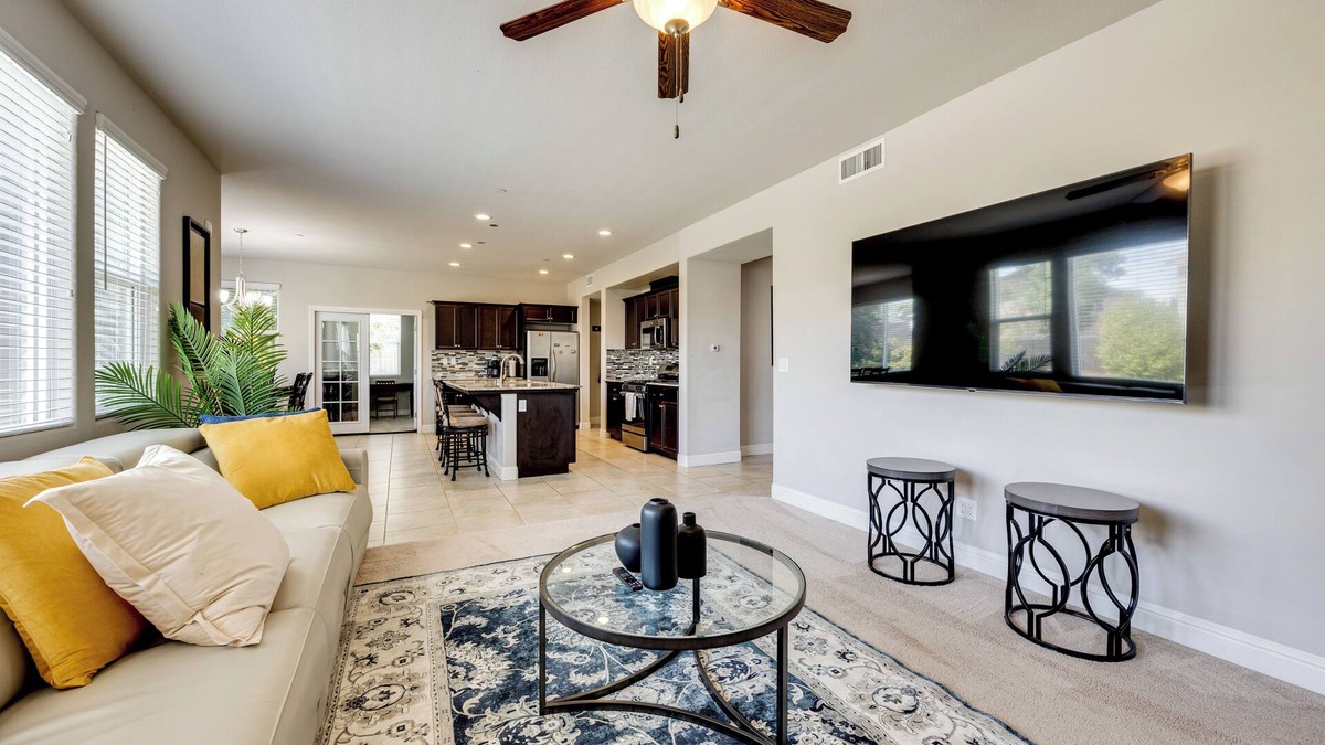 Visalia House | Group Getaway 5 Mi to Dtwn Visalia
