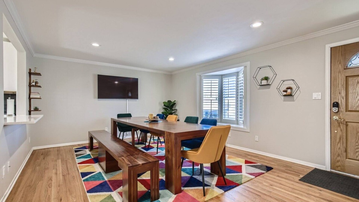 North Alameda House | Group Getaway in Denver- 5 Bedrooms - Bright & Spacious