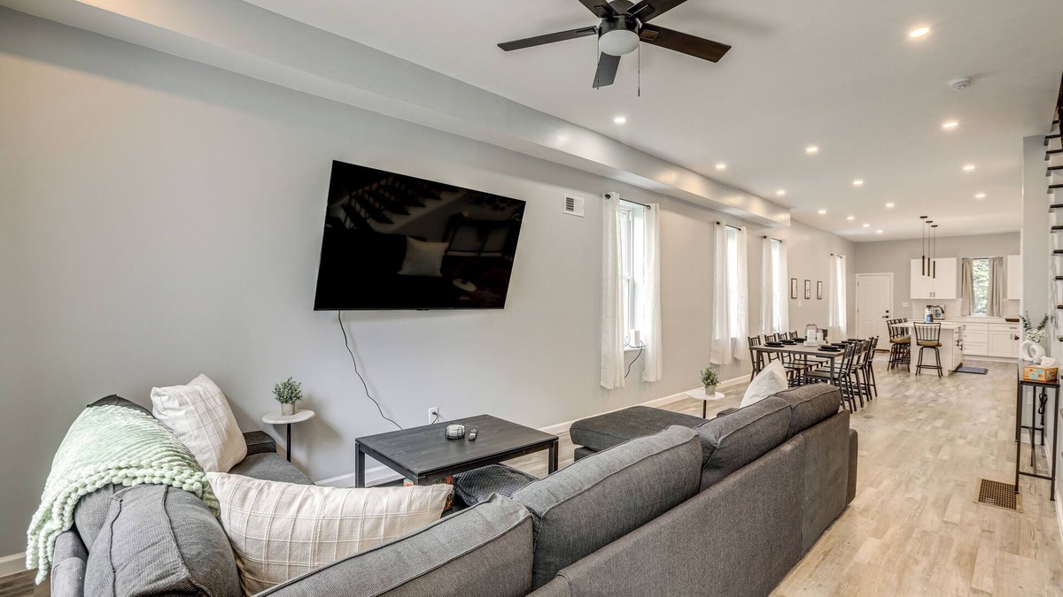 Northwest Philadelphia House | Group Getaway w/Games & Patio in Philadelphia!