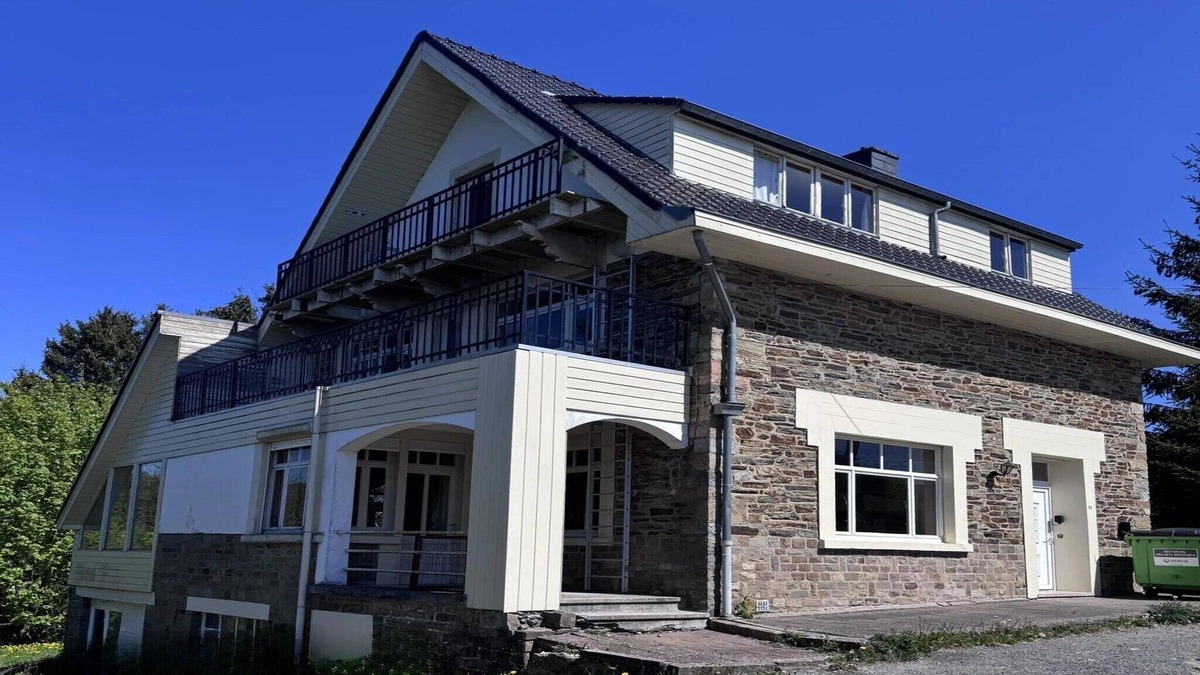 Berismenil House | Group Home in La Roche with sauna