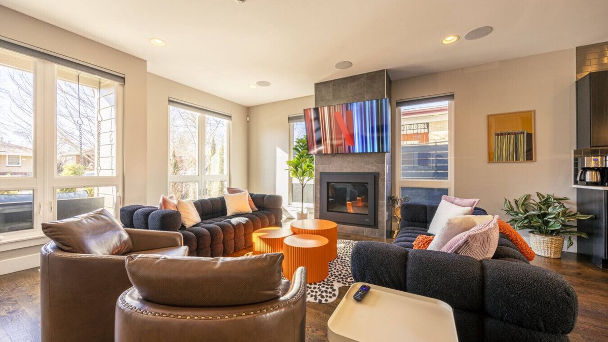 Sloan Lake Apartment | Group Luxury: Heated Pool, Rooftop Spa, Indoor & Outdoor Fire Pits