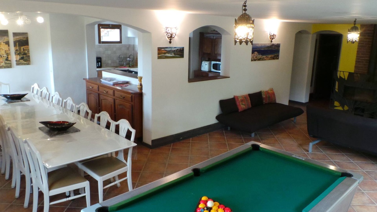 Speloncato Condo | Group offer T3* + 5 rooms-> 15 people/private interior and garden