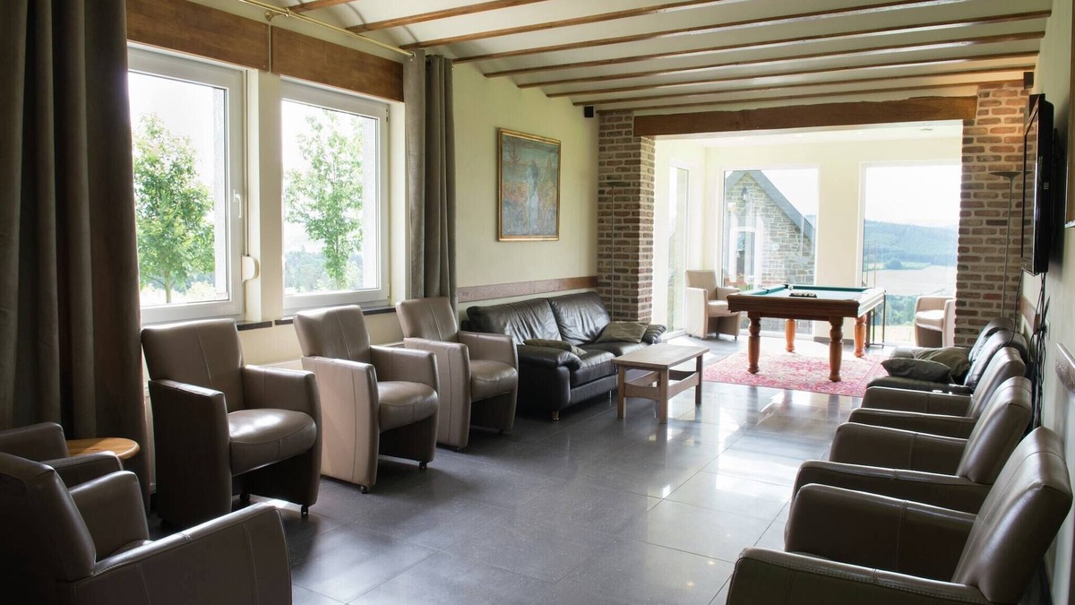 Harre House | Group Stay with Pool, Chevron