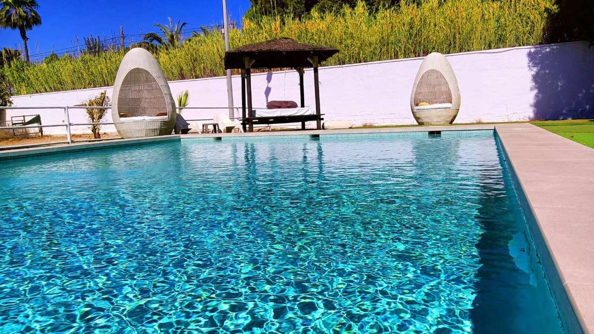 Playa de San Juan Villa | Groups 20-30 people. Beach, pool, private disco, BBQ, chillout, billiards