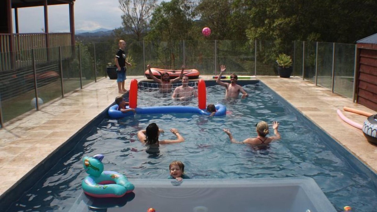 Fosterton House | Groups up to14 welcome, with firepit, pool, nature with spectacular views.