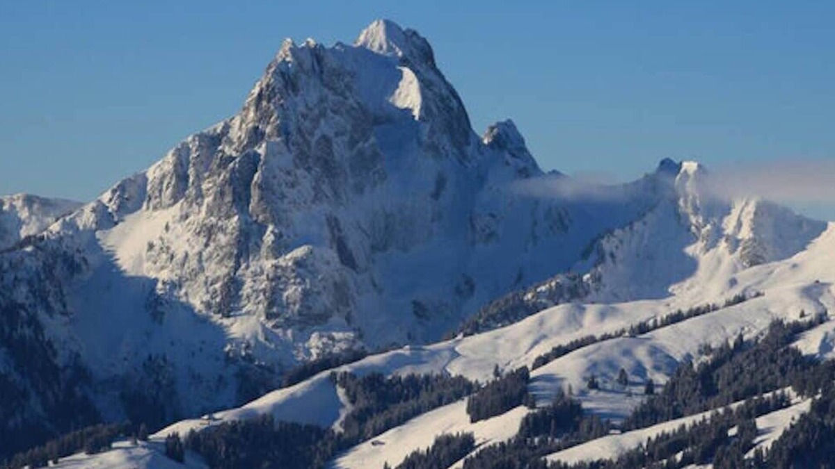 Rougemont Apartment | Gstaad , Switzerland skiing from exclusive Rougemont chalet apartment,