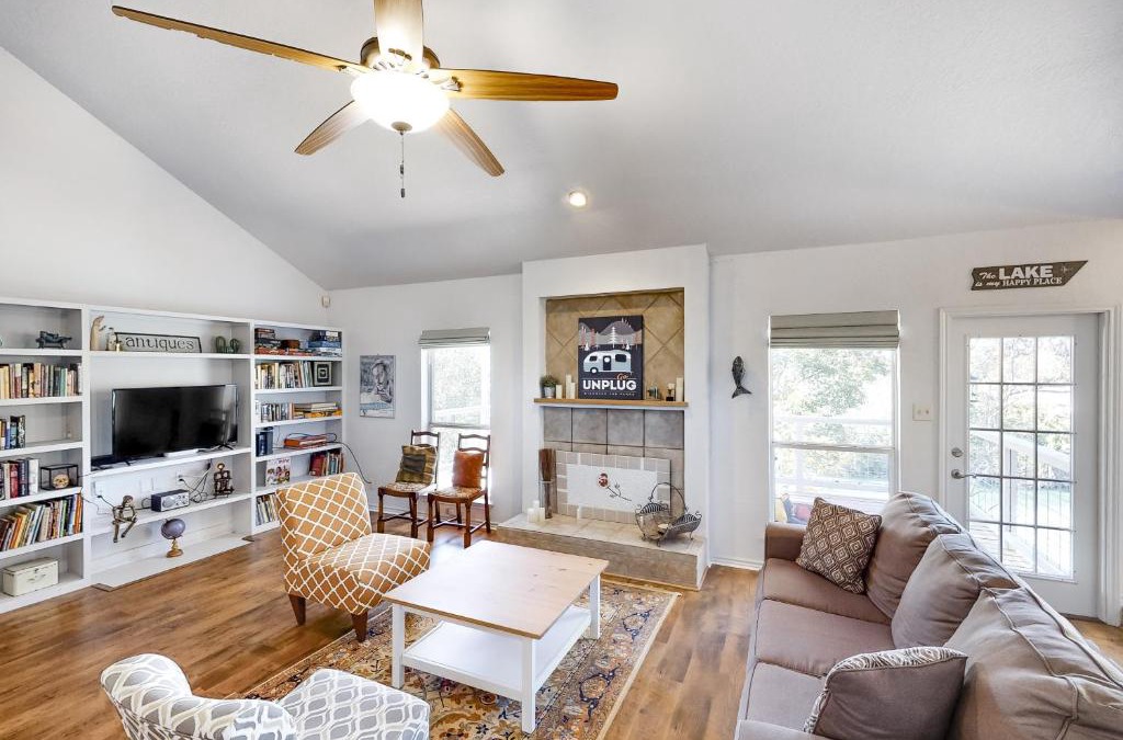 Seguin House | Guadalupe Oasis
