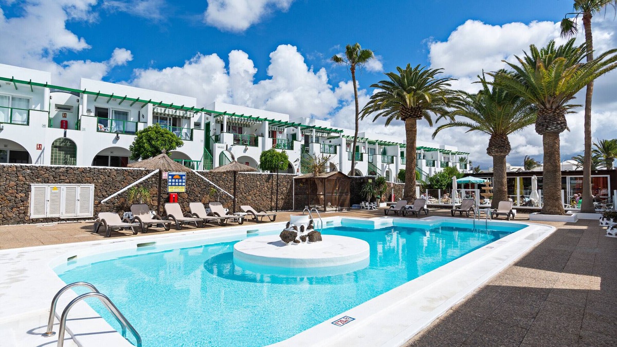 Matagorda Apartment | Guasimeta Duplex - Pool & Balcony