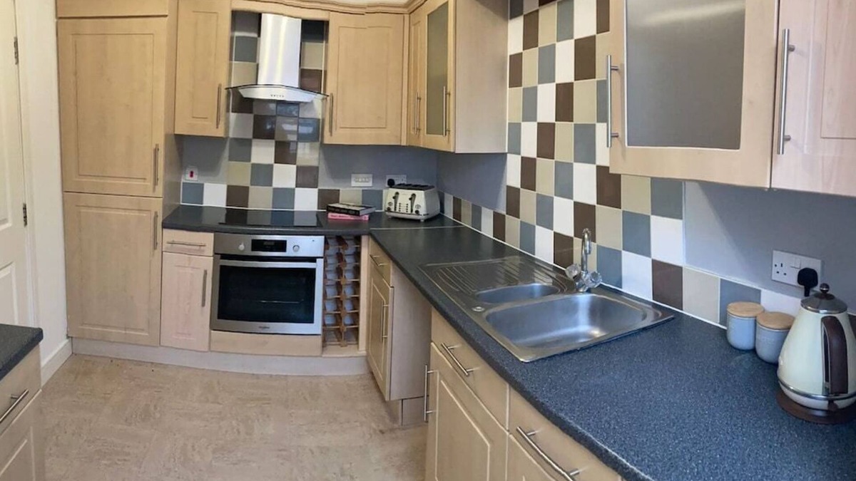 Chorley House | Guest Homes | Hunters Wood Court