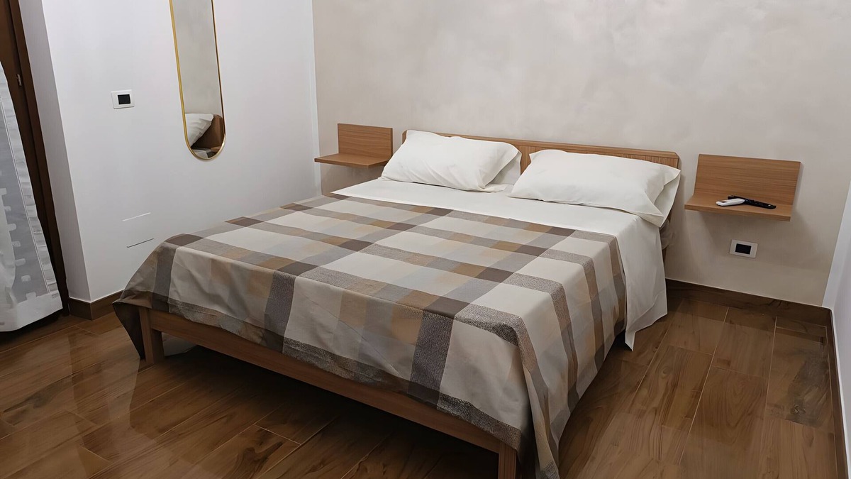 Spiano House | Guest House 'The White House' with Mountain View, Wi-Fi and Air Conditioning