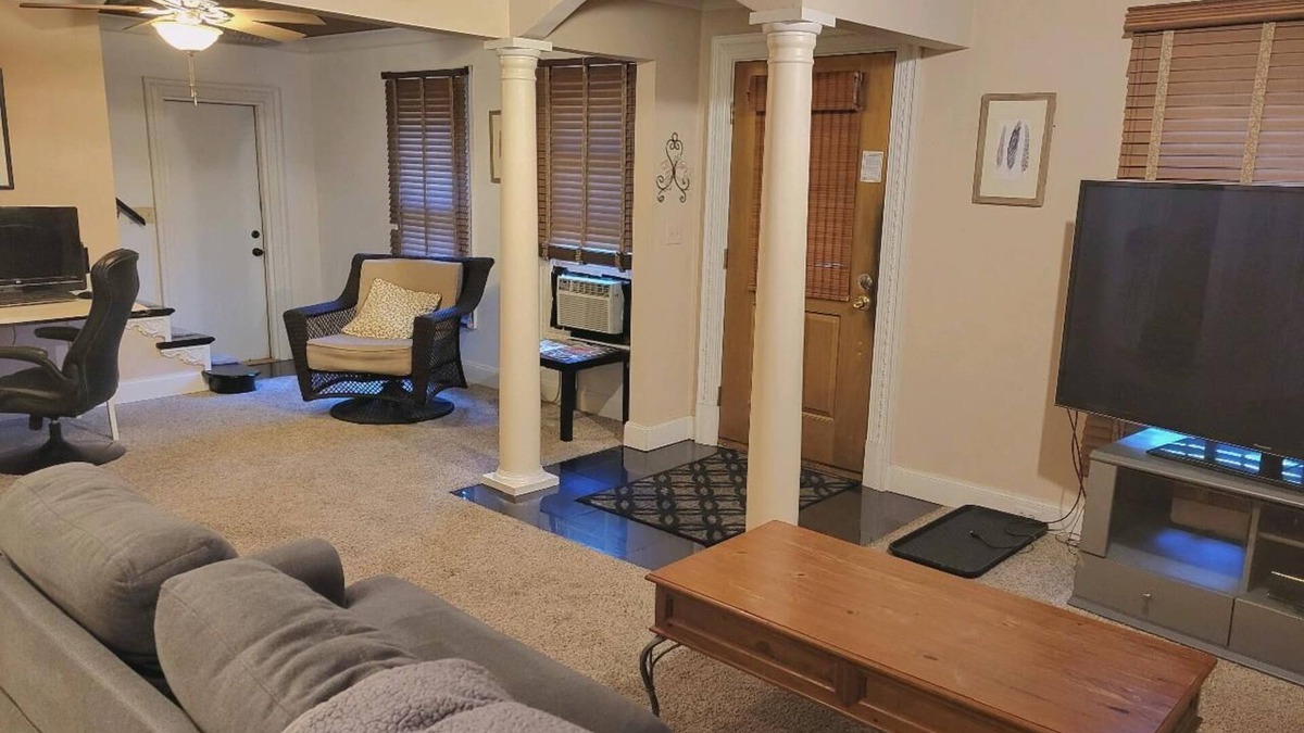 Green Bay Cottage | Guest House