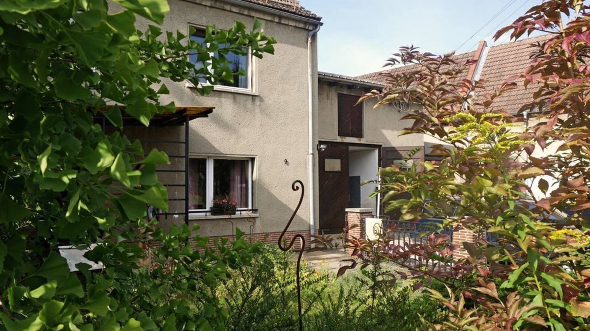 Meineweh House | Guesthouse Burgenlandschmiede - vacation home, shower, WC, 4 or more bedrooms