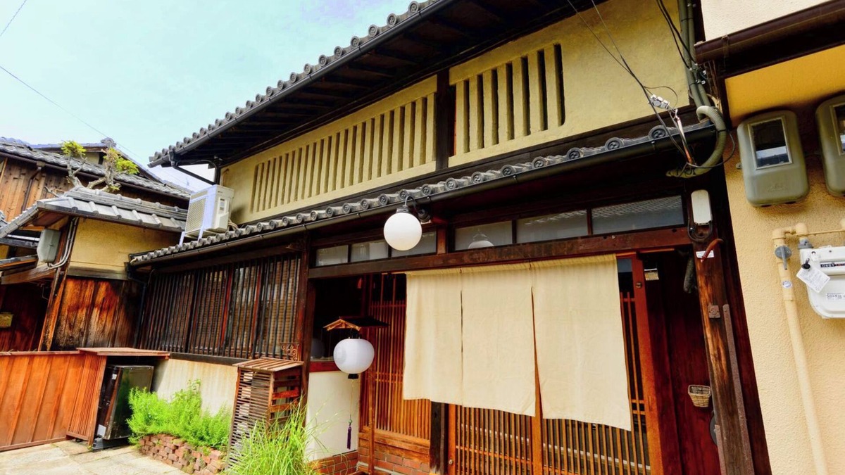 Nishijin House | GuestHouse Kyoto HANATSUNAGI - Kyoto city officially designated "KYO-MACHIYA