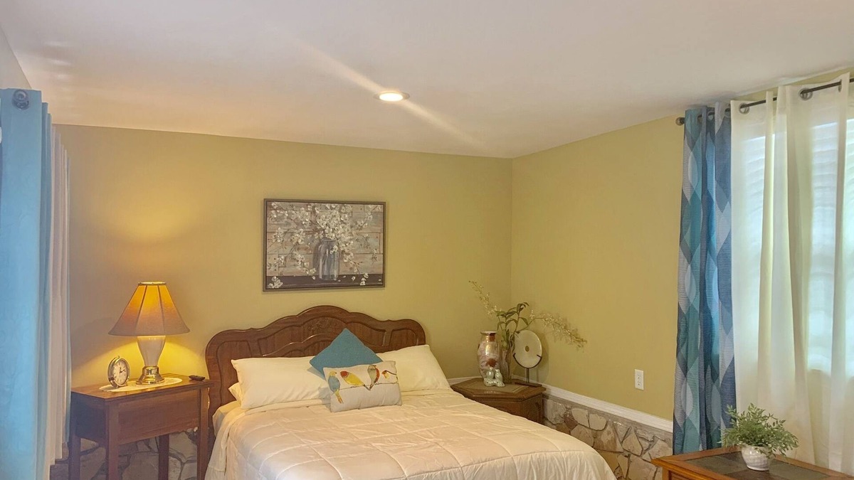 Harbor Apartment | Guesthouse near LAX & Long Beach Airport