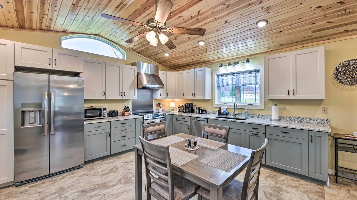 Marlinton House | Guesthouse on Lonesome Hollow: Hot Tub & Mtn Views