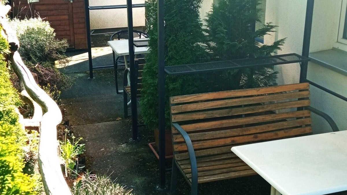 Tassdorf House | Guesthouse Rand Berlin - Nussbaum for 3 adults or 2 adults + 2 children up to 12 years.